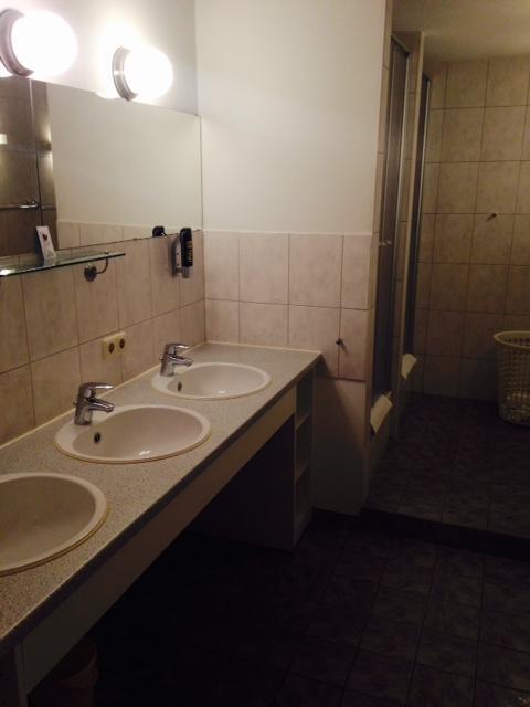 Airport Hostel Hallbergmoos Bagian luar foto